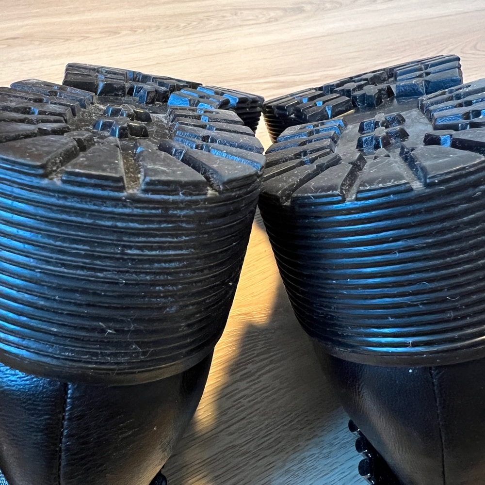 Kurt Geiger NEVER WORN Black Leather Moto boots - Picture 8 of 10